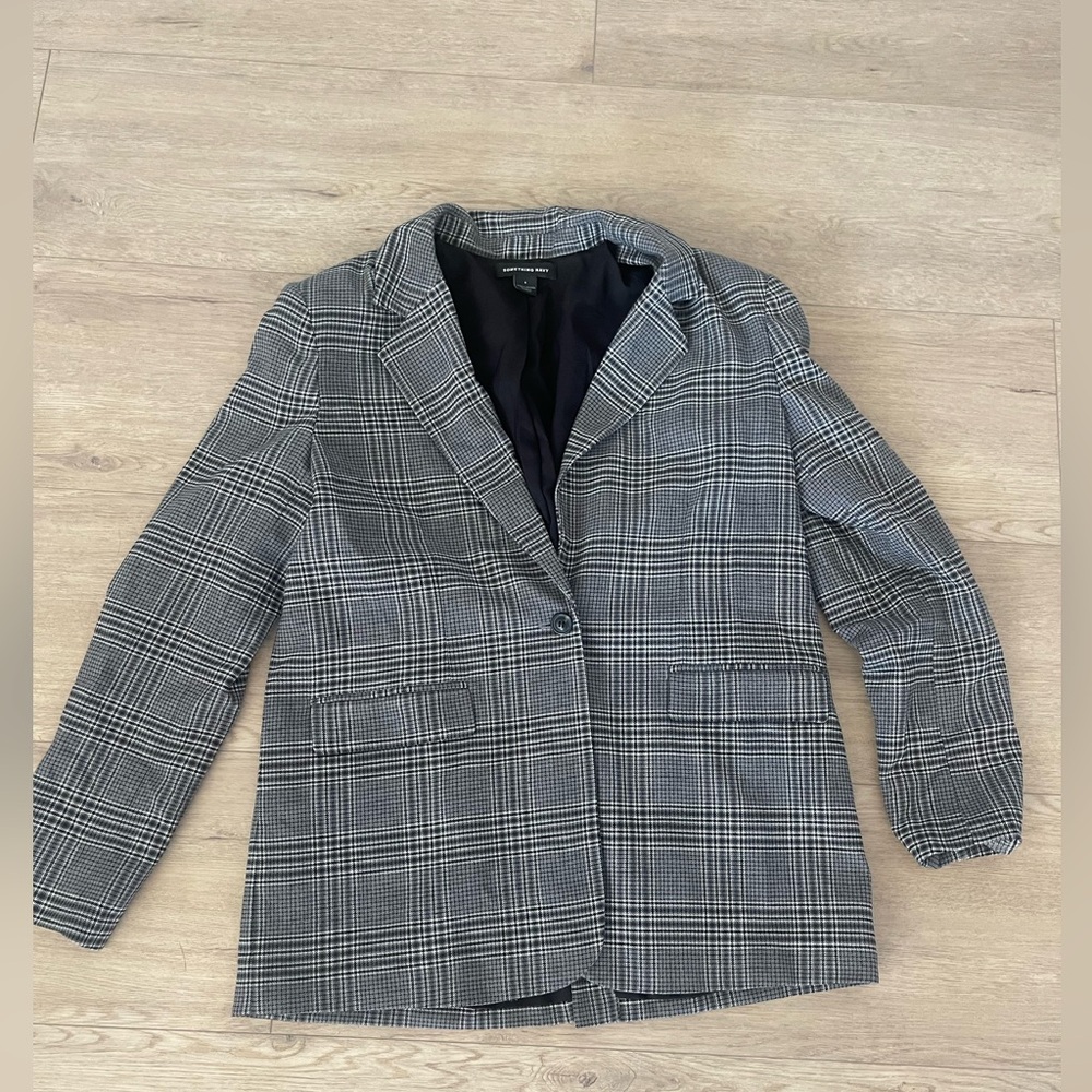 Something Navy Women's Plaid One-Button Blazer Small